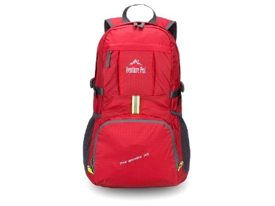 VenturePal Lightweight Durable Travel Hiking Backpack